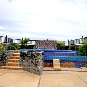 Hotel La Roca By R&t