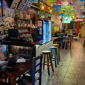  Hostel Tres Mundos Mexico