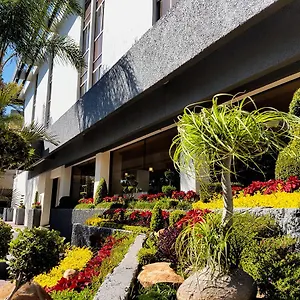 *** Hotel Pergolas Mexico